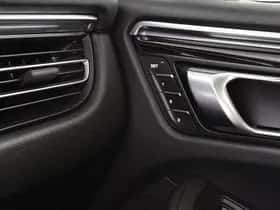 Porsche Macan (2020) thumbnail 44