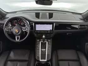 Porsche Macan (2020) thumbnail 7