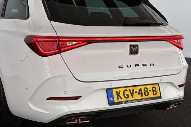 CUPRA Leon Sportstourer (2023) thumbnail 22