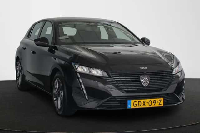 Peugeot 308 (2024) thumbnail 2