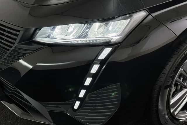 Peugeot 308 (2024) thumbnail 17