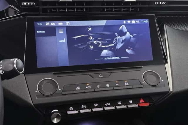 Peugeot 308 (2024) thumbnail 20