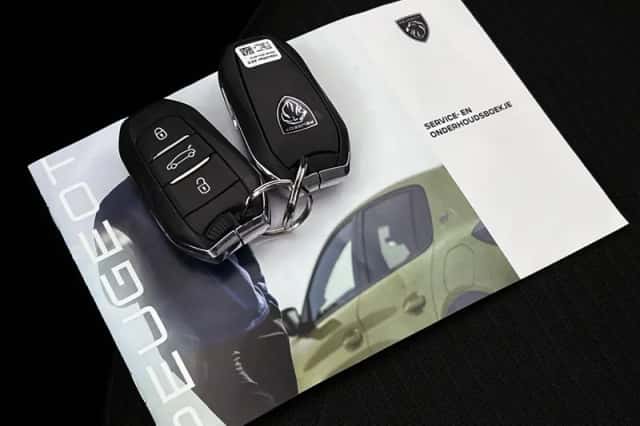 Peugeot 308 (2024) thumbnail 23
