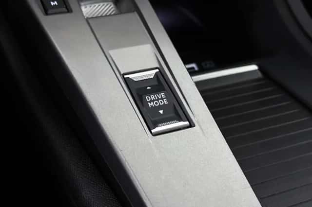 Peugeot 308 (2024) thumbnail 31