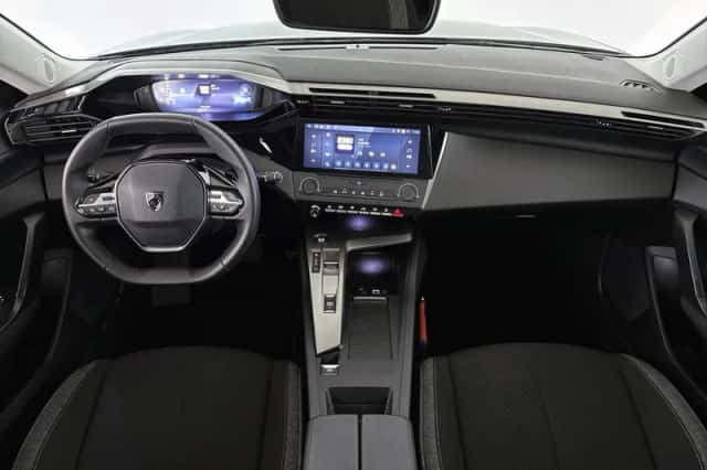 Peugeot 308 (2024) thumbnail 7
