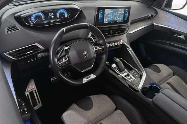 Peugeot 3008 (2021) thumbnail 5