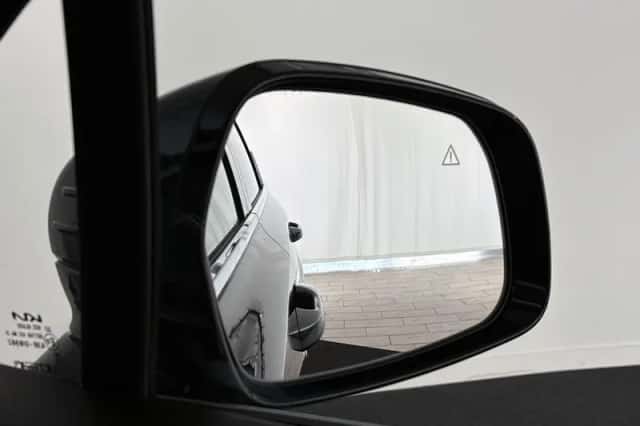 Kia Sorento (2022) thumbnail 30