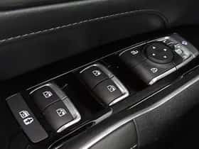 Kia Sorento (2022) thumbnail 36