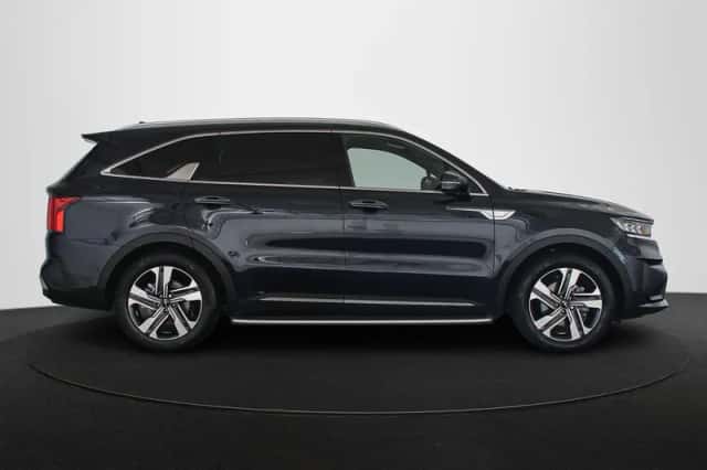 Kia Sorento (2022) thumbnail 38