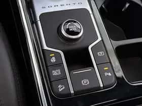 Kia Sorento (2022) thumbnail 48