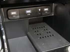 Kia Sorento (2022) thumbnail 49