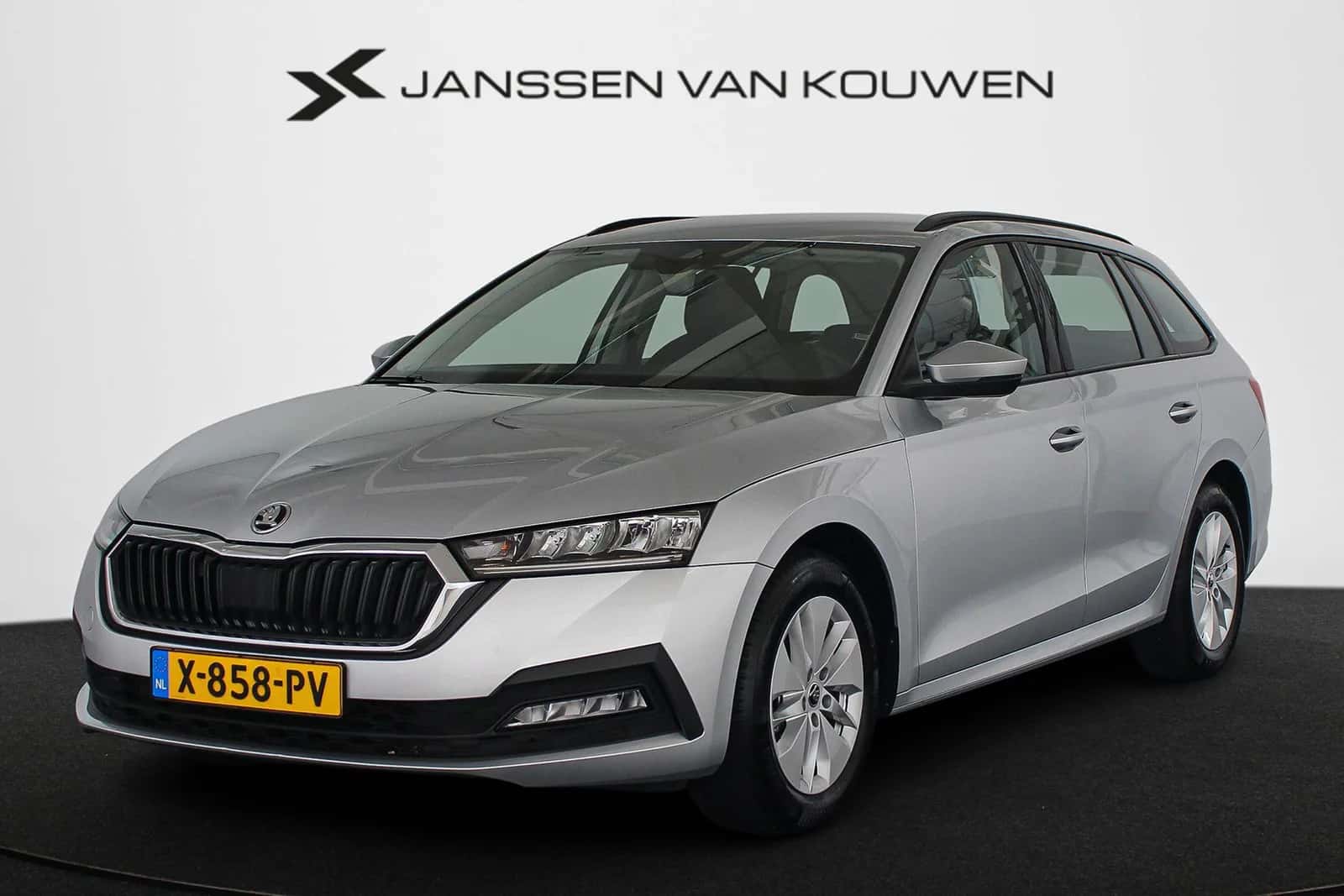 Škoda Octavia (2024) — foto 1