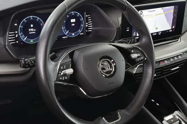 Škoda Octavia (2024) thumbnail 12
