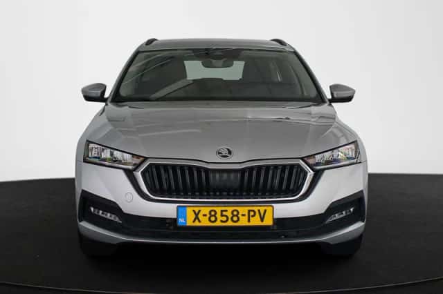 Škoda Octavia (2024) thumbnail 14