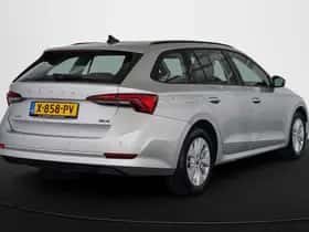 Škoda Octavia (2024) thumbnail 3