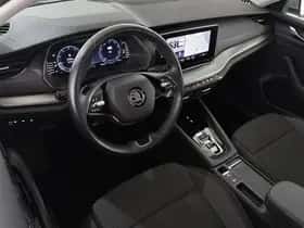 Škoda Octavia (2024) thumbnail 5