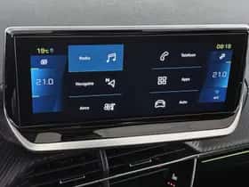 Peugeot e-208 (2023) thumbnail 14