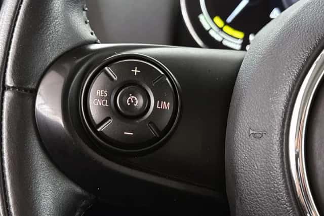 MINI Countryman (2021) thumbnail 28