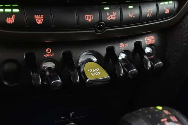 MINI Countryman (2021) thumbnail 38