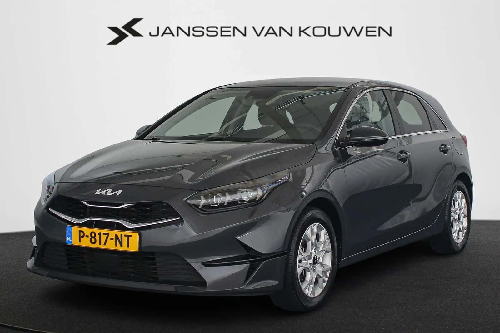 Kia Ceed (2022) — foto 1