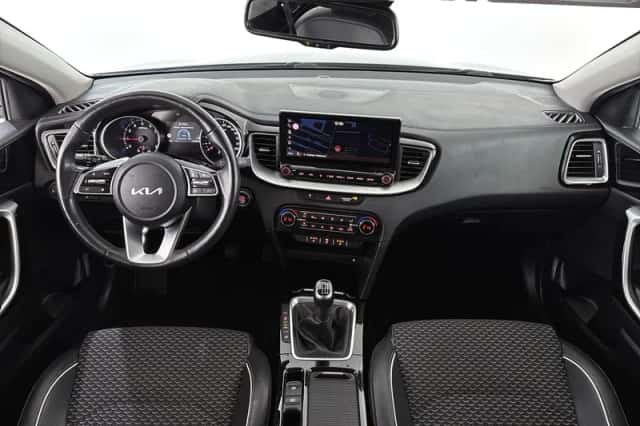Kia Ceed (2022) thumbnail 7