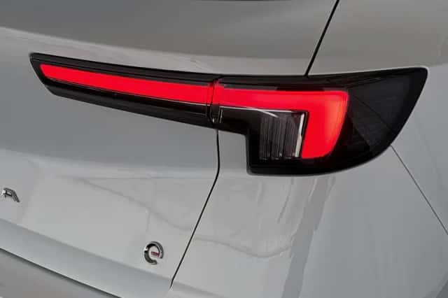 Opel Mokka-e (2023) thumbnail 21
