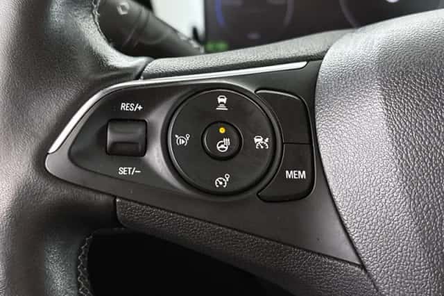 Opel Mokka-e (2023) thumbnail 28