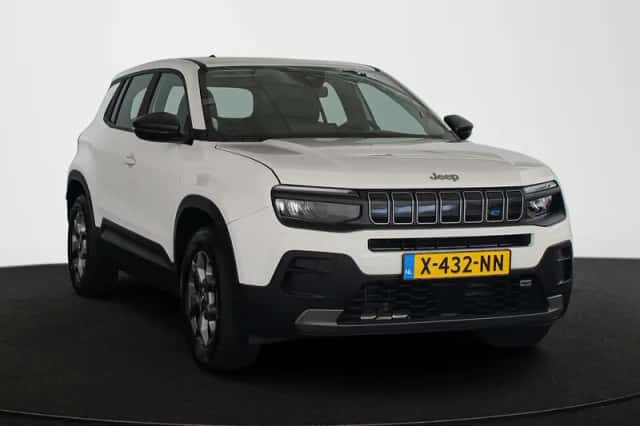 Jeep Avenger (2024) thumbnail 2