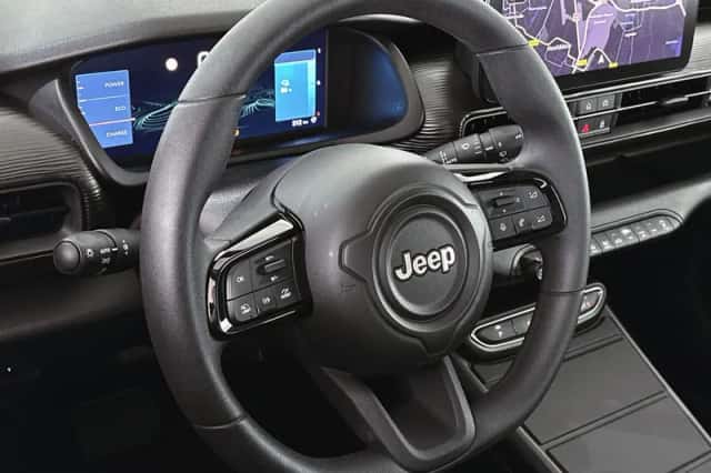 Jeep Avenger (2024) thumbnail 12
