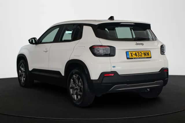 Jeep Avenger (2024) thumbnail 4