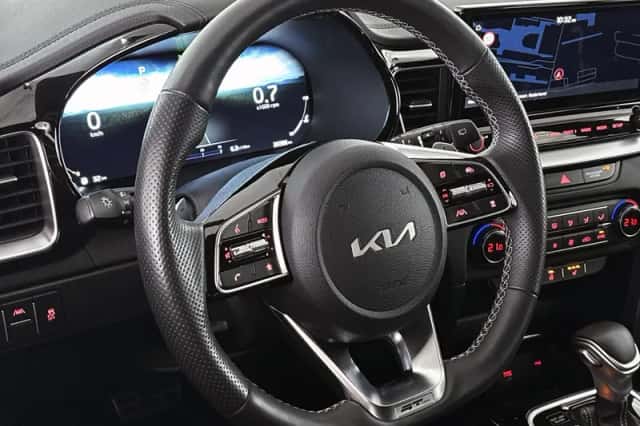 Kia Proceed (2024) thumbnail 12