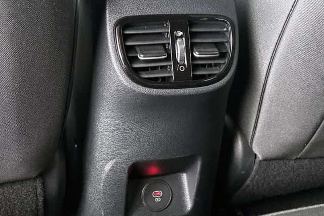 Kia Proceed (2024) thumbnail 32