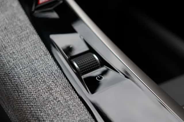 Peugeot e-3008 (2026) thumbnail 15