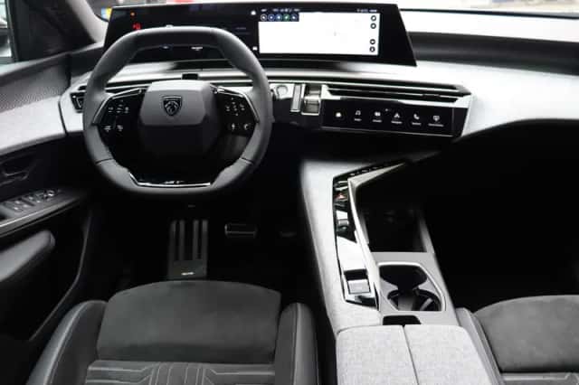 Peugeot e-3008 (2026) thumbnail 5