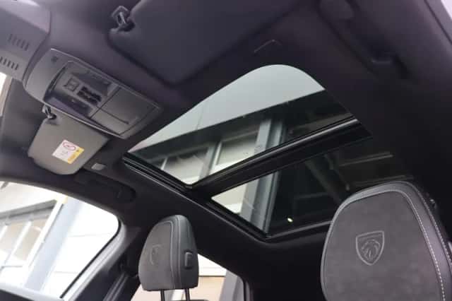 Peugeot e-3008 (2026) thumbnail 9