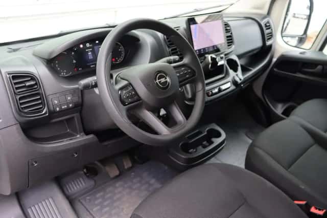 Opel Movano (2024) thumbnail 8