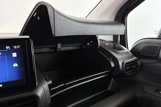 Opel Combo (2024) thumbnail 30