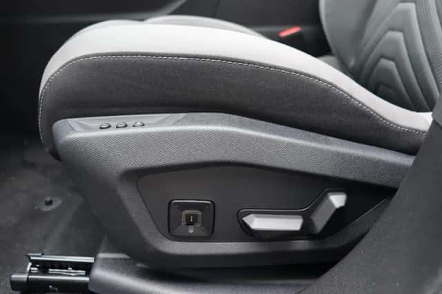 Jeep Compass (2026) thumbnail 11