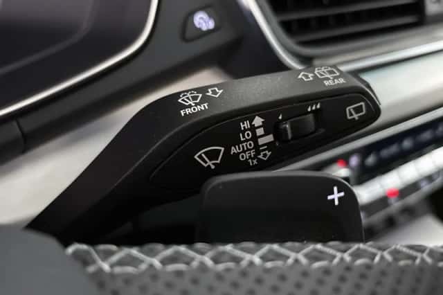 Audi Q5 (2023) thumbnail 39