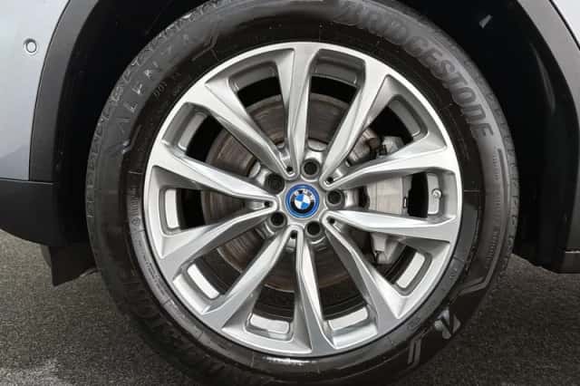 BMW X3 (2022) thumbnail 24