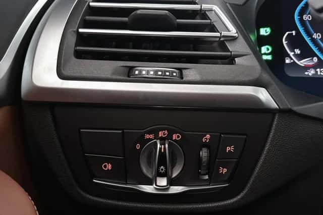 BMW X3 (2022) thumbnail 29