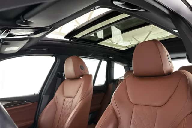 BMW X3 (2022) thumbnail 8