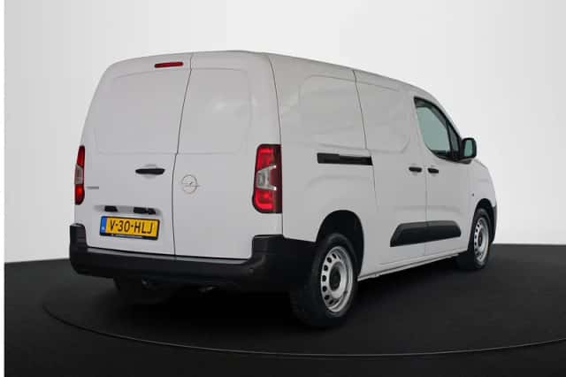 Opel Combo (2024) thumbnail 3