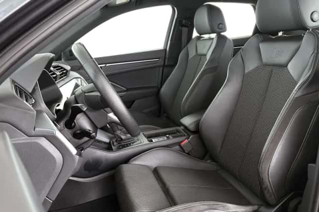Audi Q3 (2022) thumbnail 6