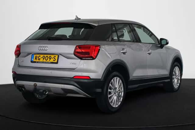 Audi Q2 (2017) thumbnail 3