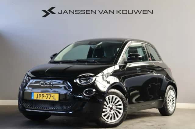 Fiat 500e (2025) thumbnail 1