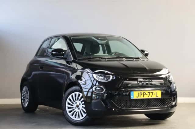 Fiat 500e (2025) thumbnail 2