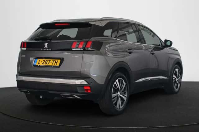 Peugeot 3008 (2020) thumbnail 3