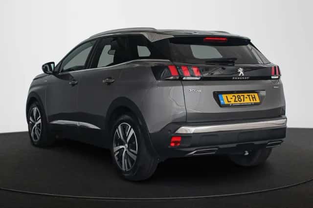 Peugeot 3008 (2020) thumbnail 4