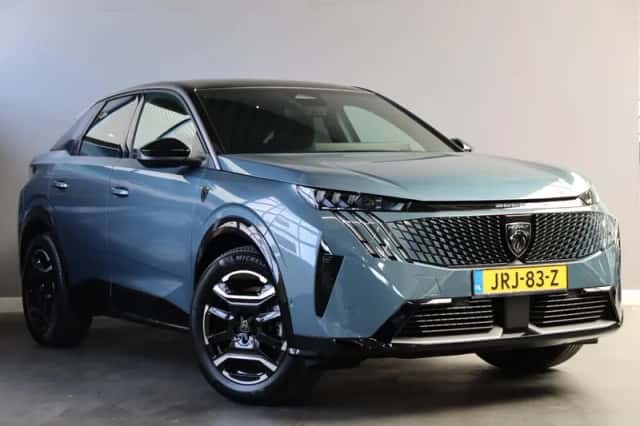 Peugeot e-3008 (2025) thumbnail 3